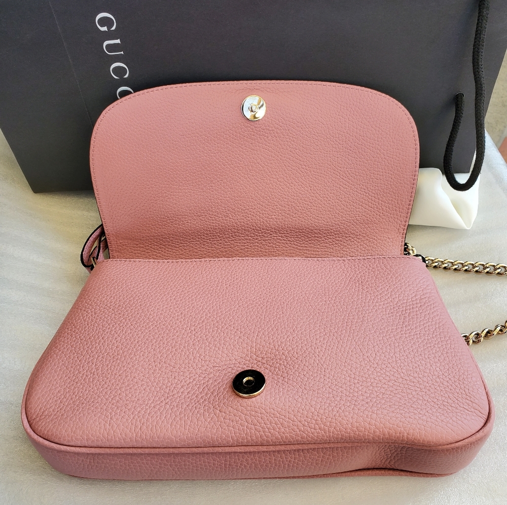 Authentic Gucci Soho Small onChain Shoulder Bag - Picture 6 of 10